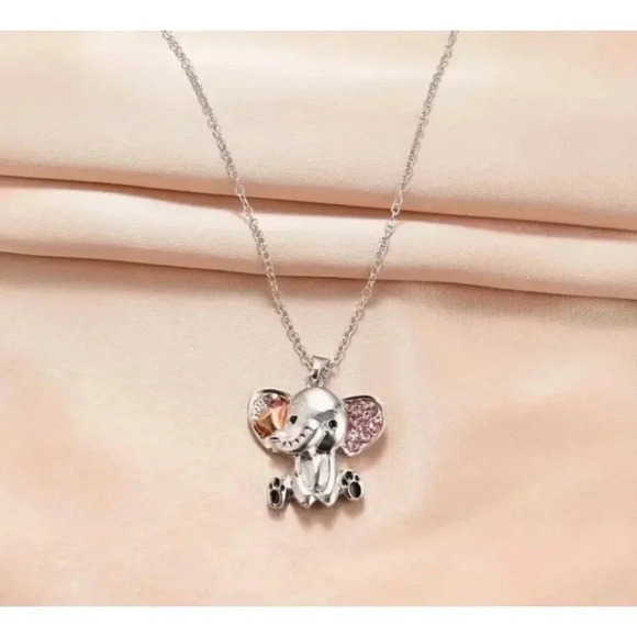 Cartoon Design Silverplated Elephant with Rhinestones Pendant Fashion Necklace - Picture 3 of 3